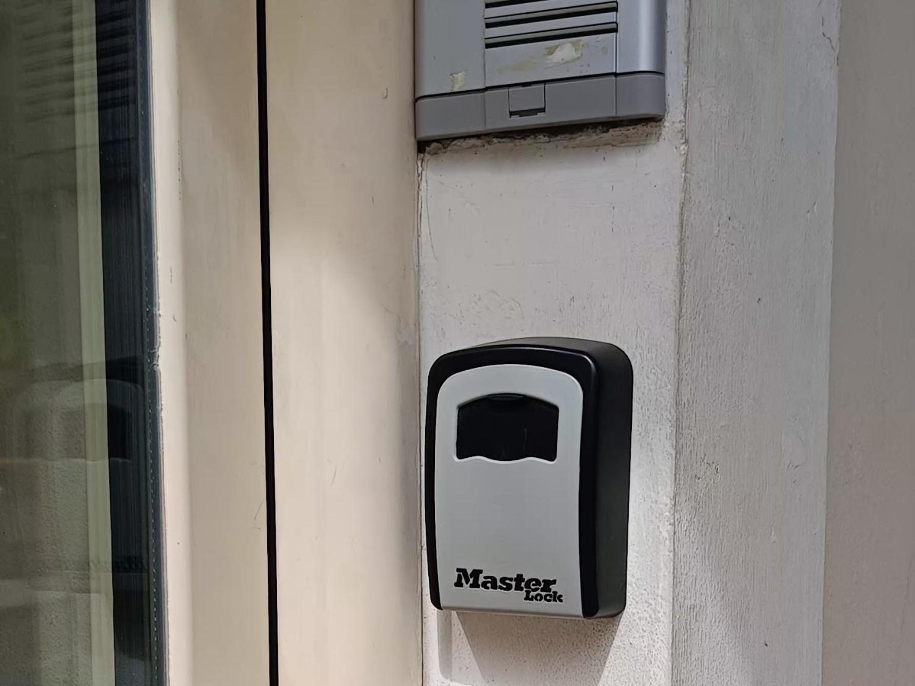 Adamantia'S Artistic Place Patras Exterior photo